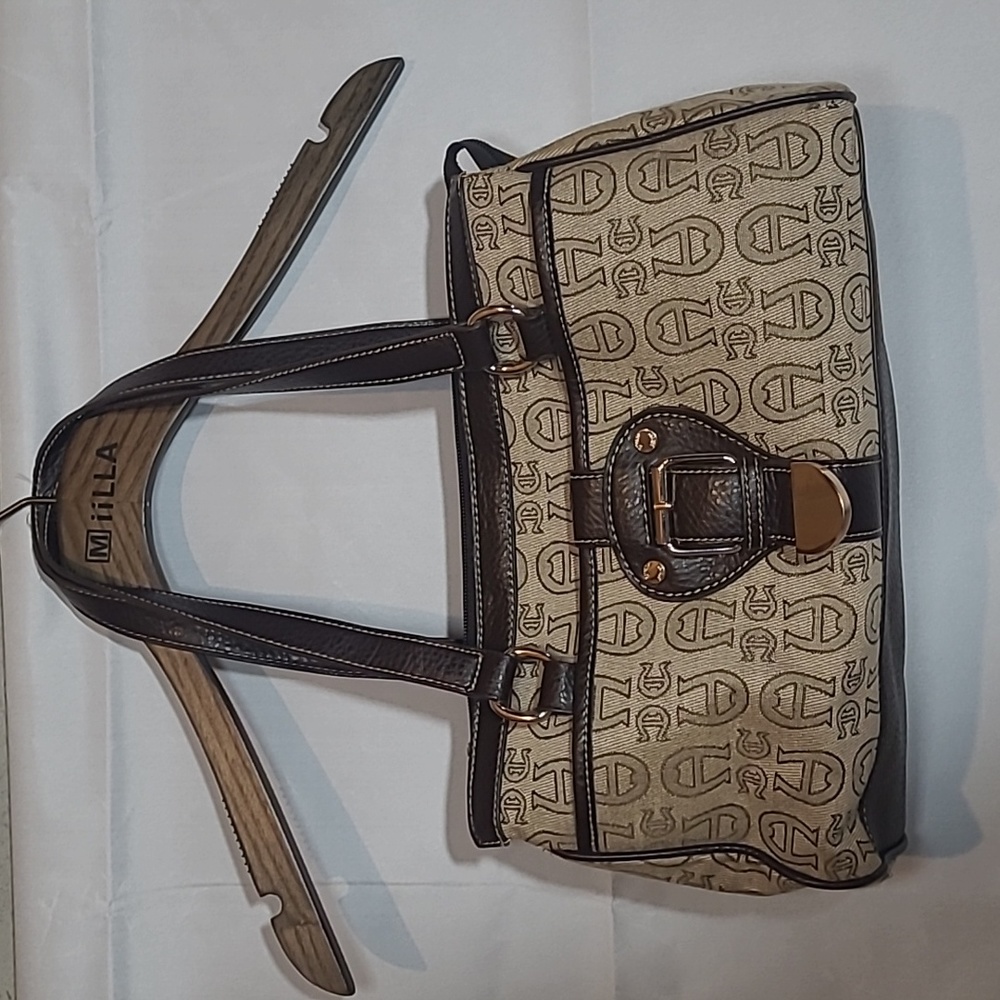 Etienne Aigner Brown Designer Bag. Excellent condition!